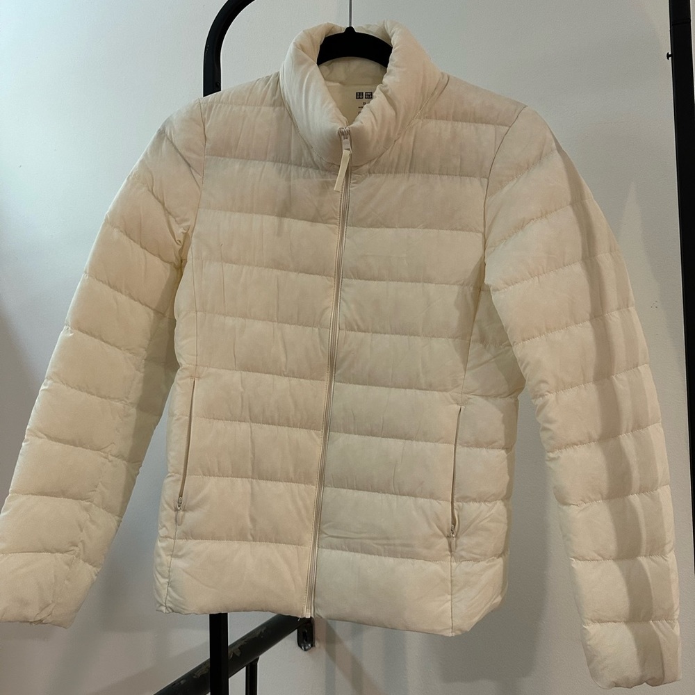 Uniqlo ultra light down jacket